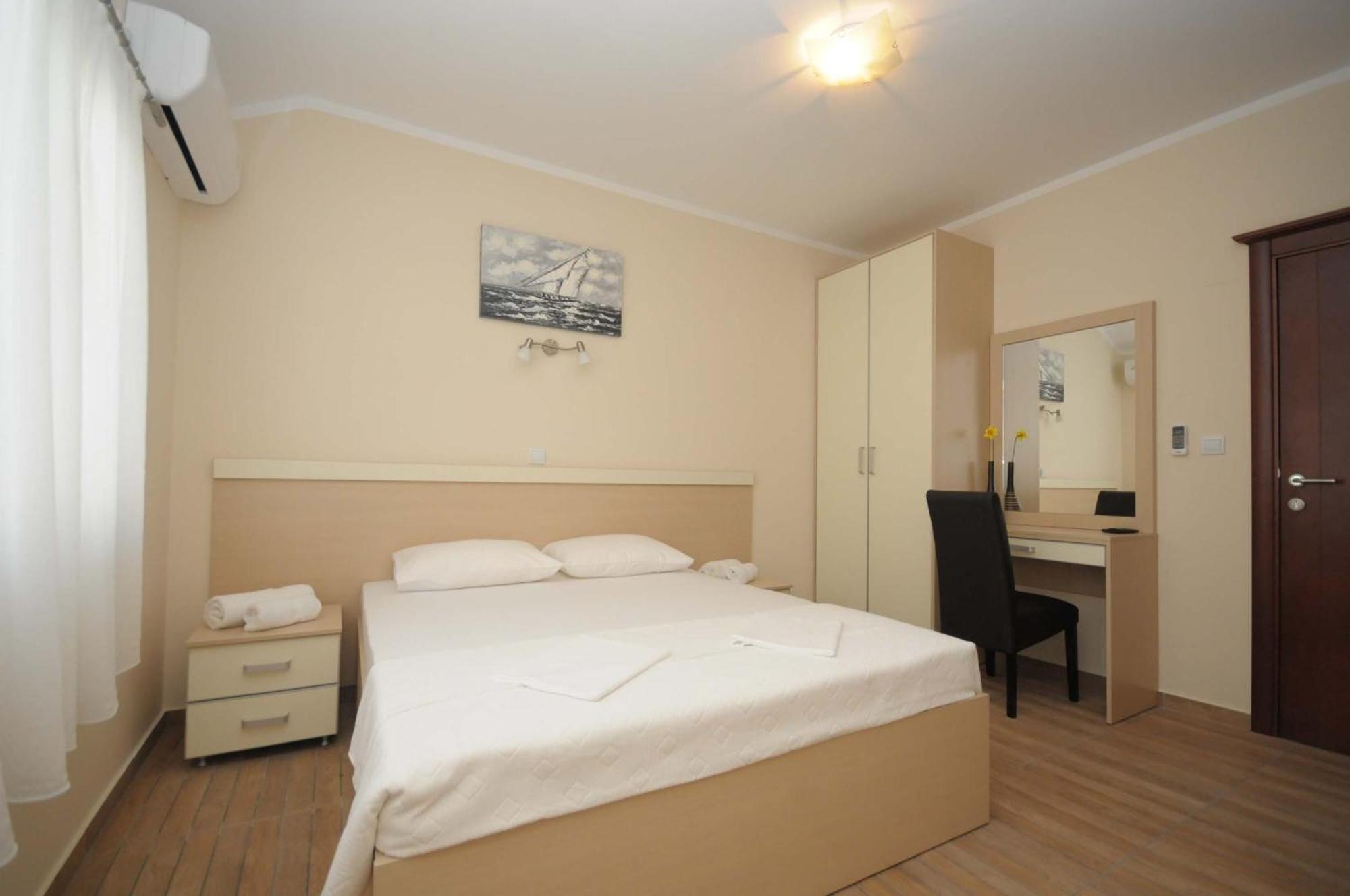 Apartments Royal Budva Zimmer foto